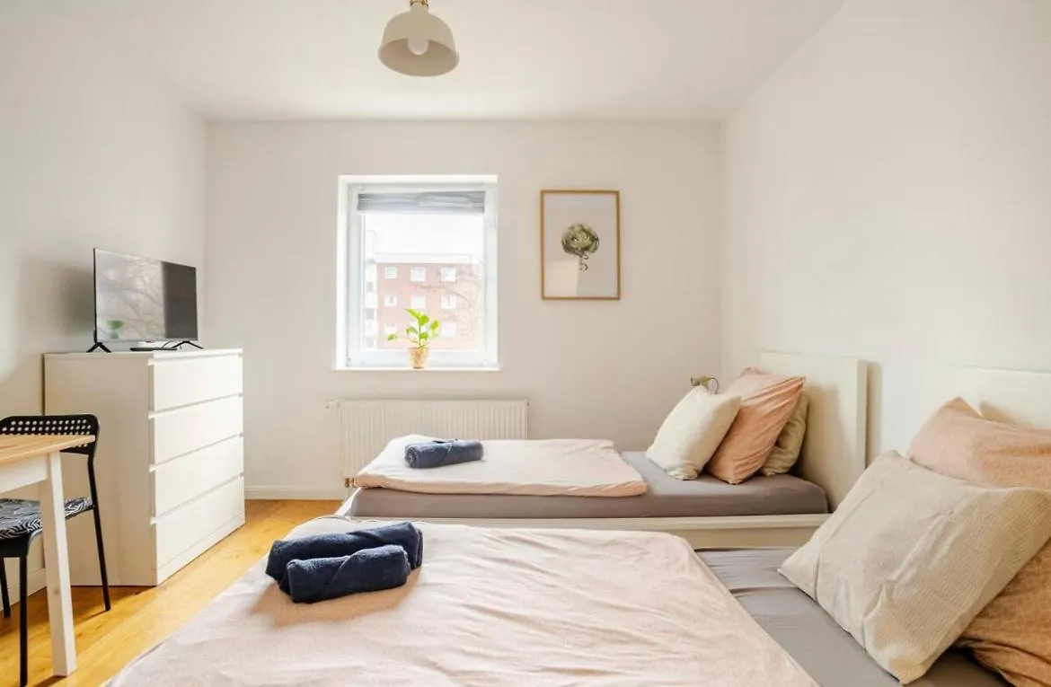 Moderne 100Qm Wohnung Mit Balkon Hanower